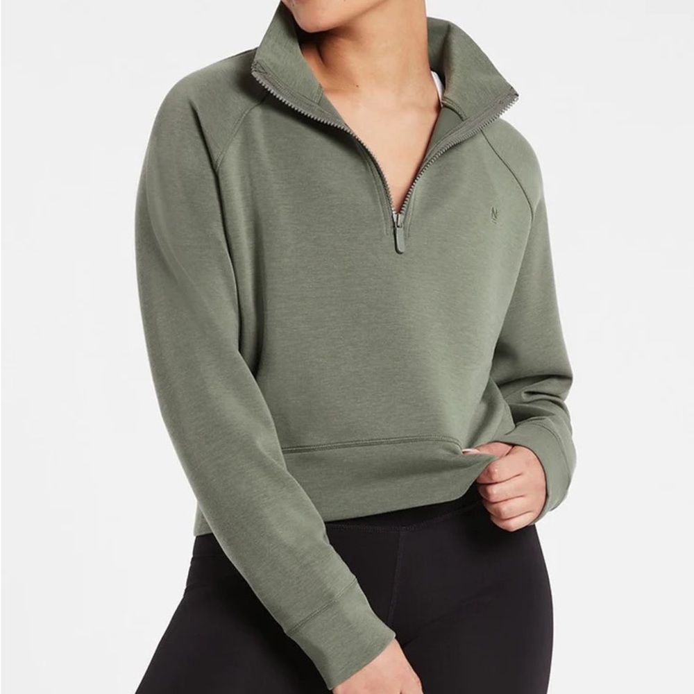 Nimble No Sweat Half Zip in White